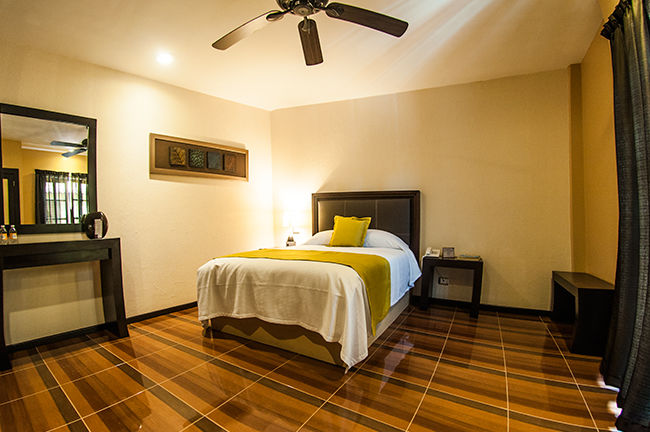 Hotel Majova Inn 贾拉普 外观 照片
