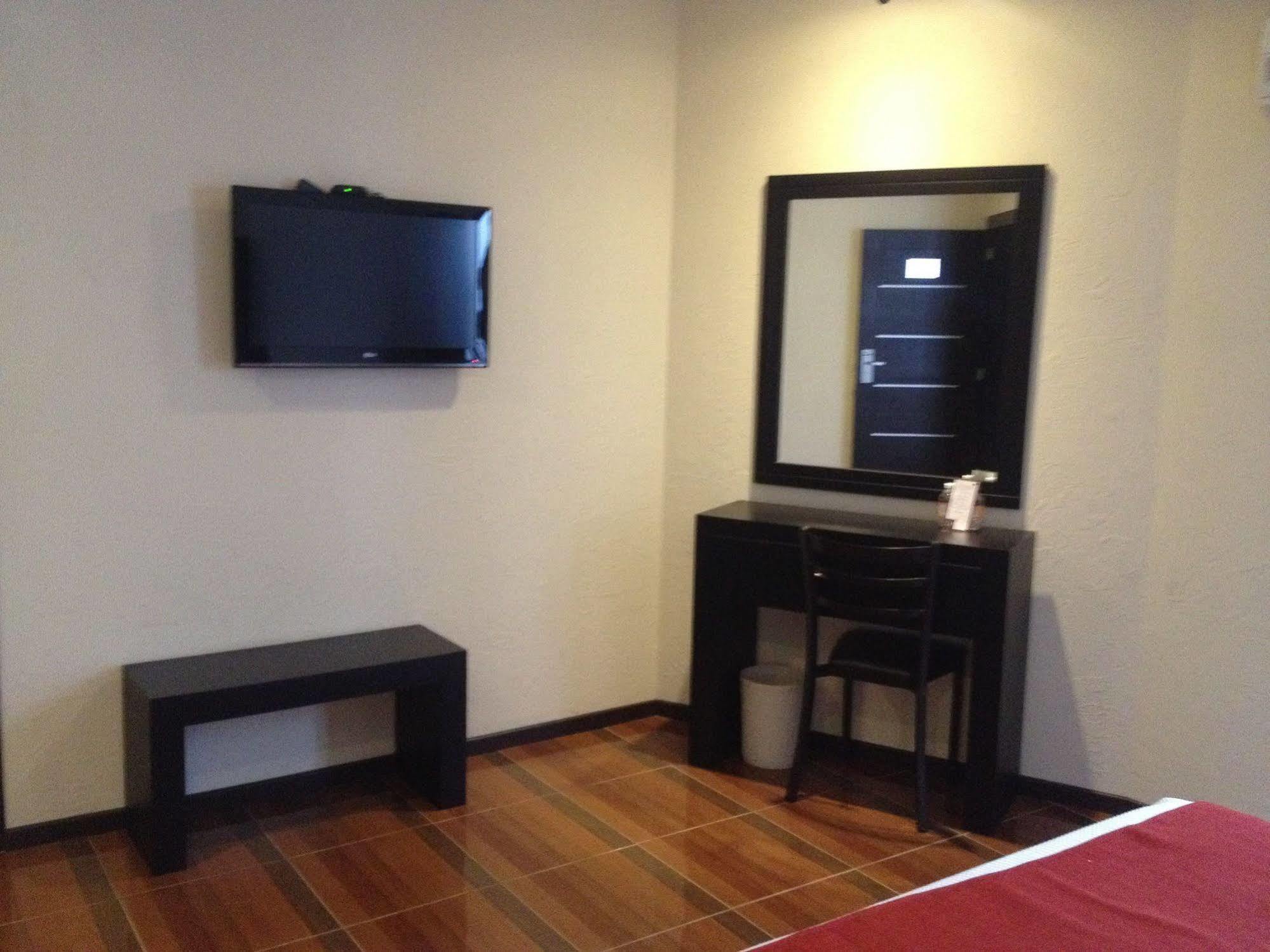 Hotel Majova Inn 贾拉普 外观 照片